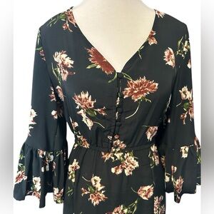 Gorgeous Anama long Boho style floral long dress front slit, fabric button Sz S